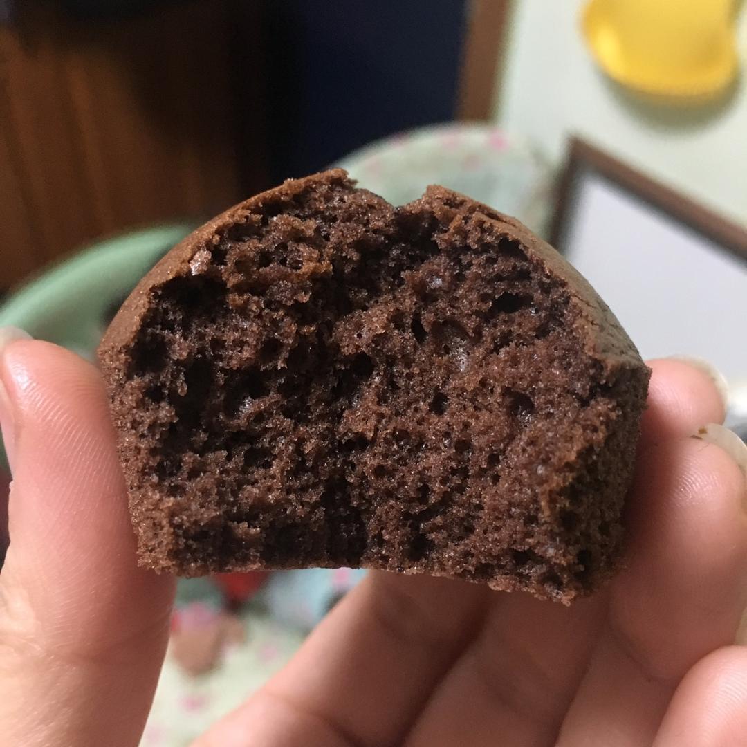 巧克力纸杯戚风蛋糕
