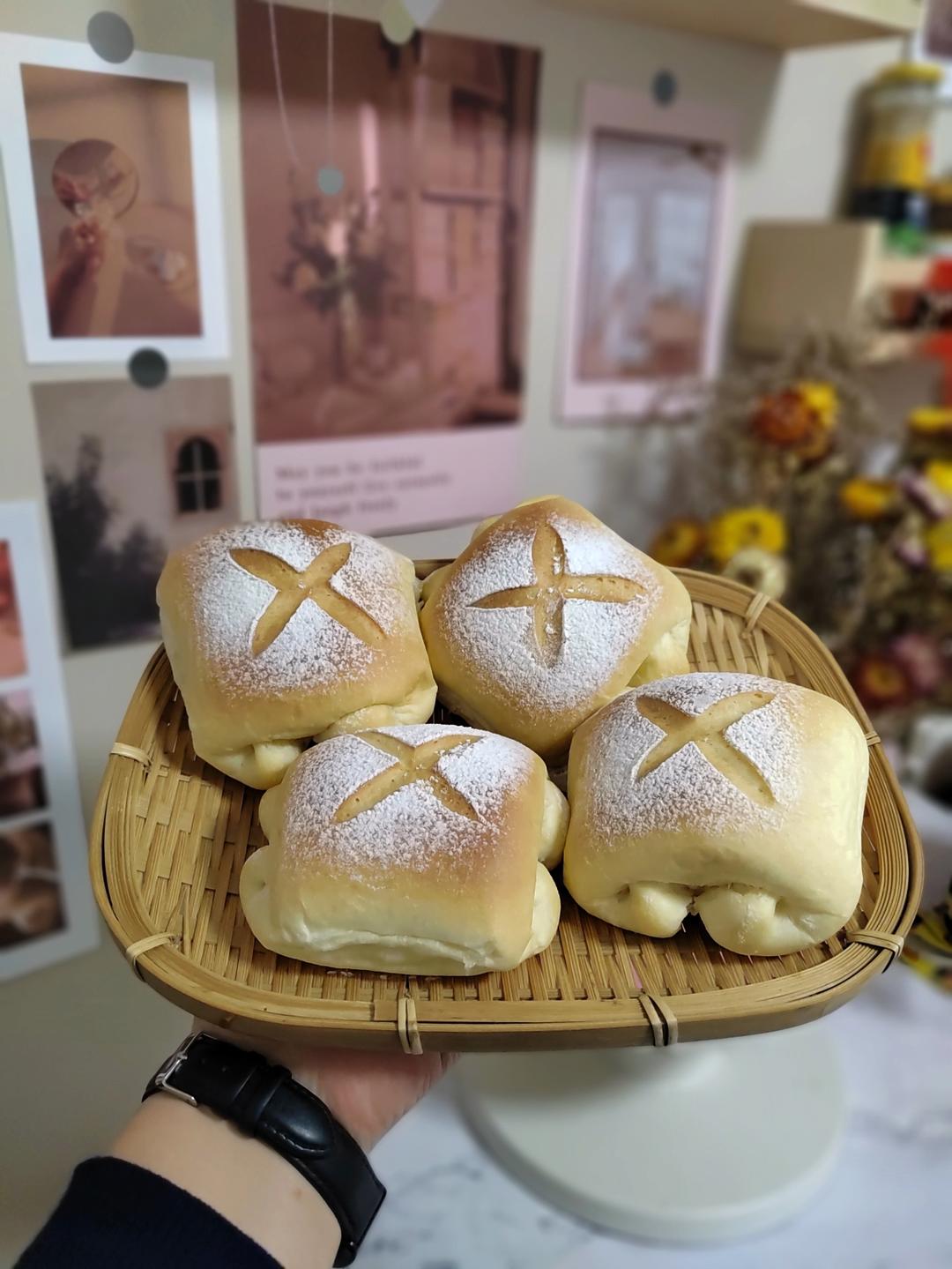 牛奶面包卷【3月北鼎烤箱食谱】
