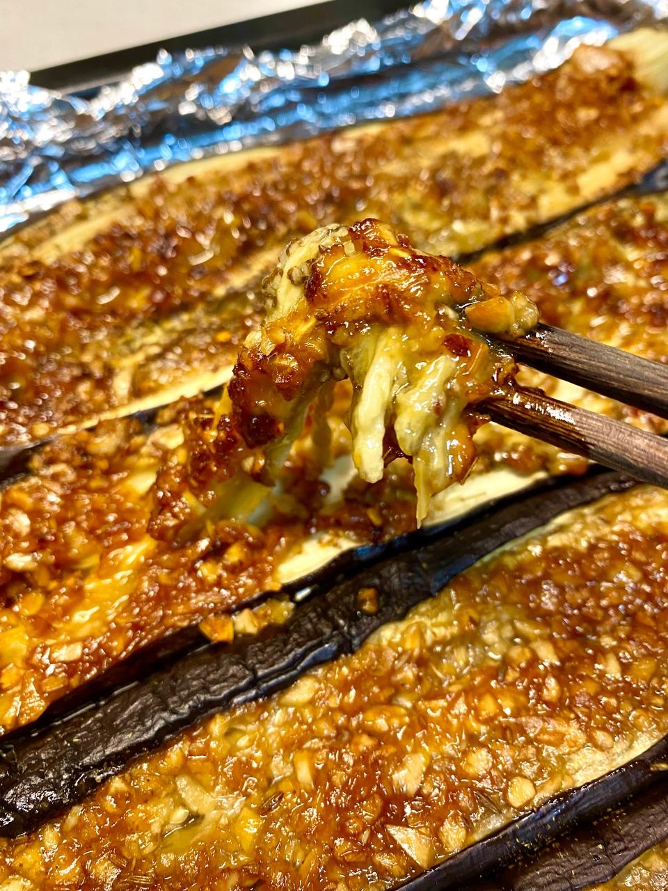 比烧烤摊儿好吃又少油的——烧烤茄子的做法 步骤15
