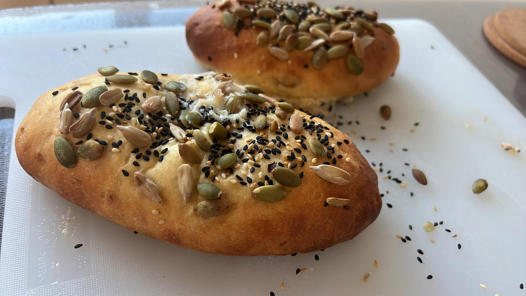 奶酪馅蔓越莓面包