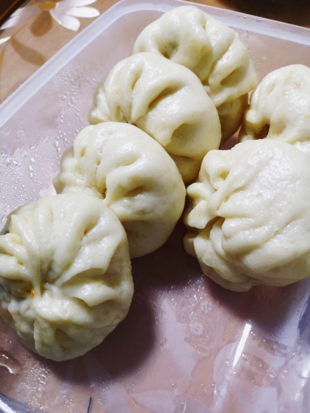 胡萝卜木耳鸡蛋素包子