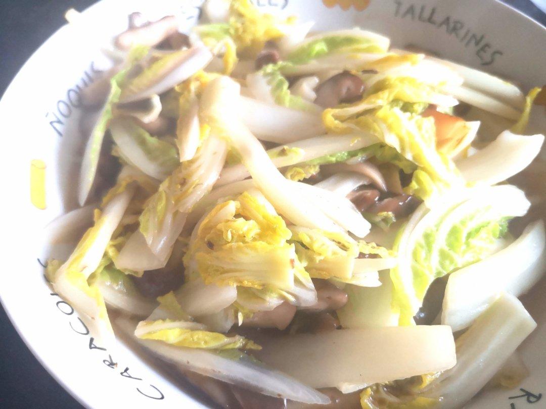 娃娃菜炒香菇