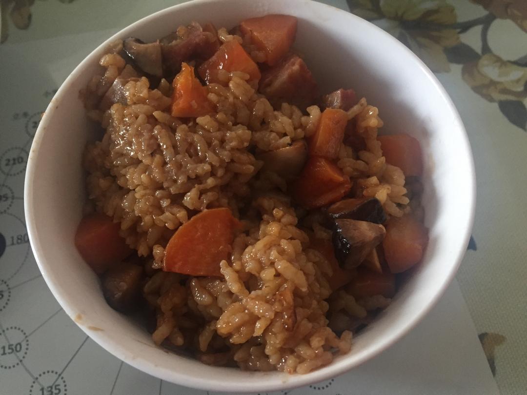 电饭锅版香菇腊肠饭