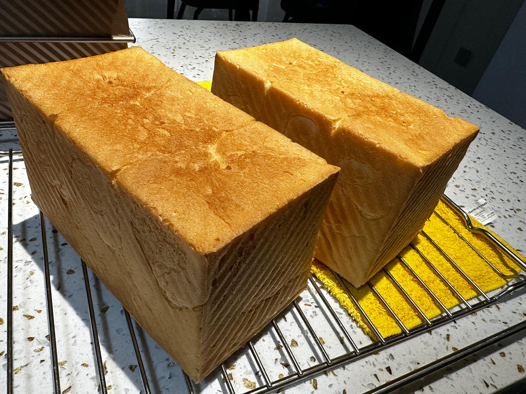 夺命软吐司(๑´ڡ`๑)超软拉丝极速方便的一次发酵吐司