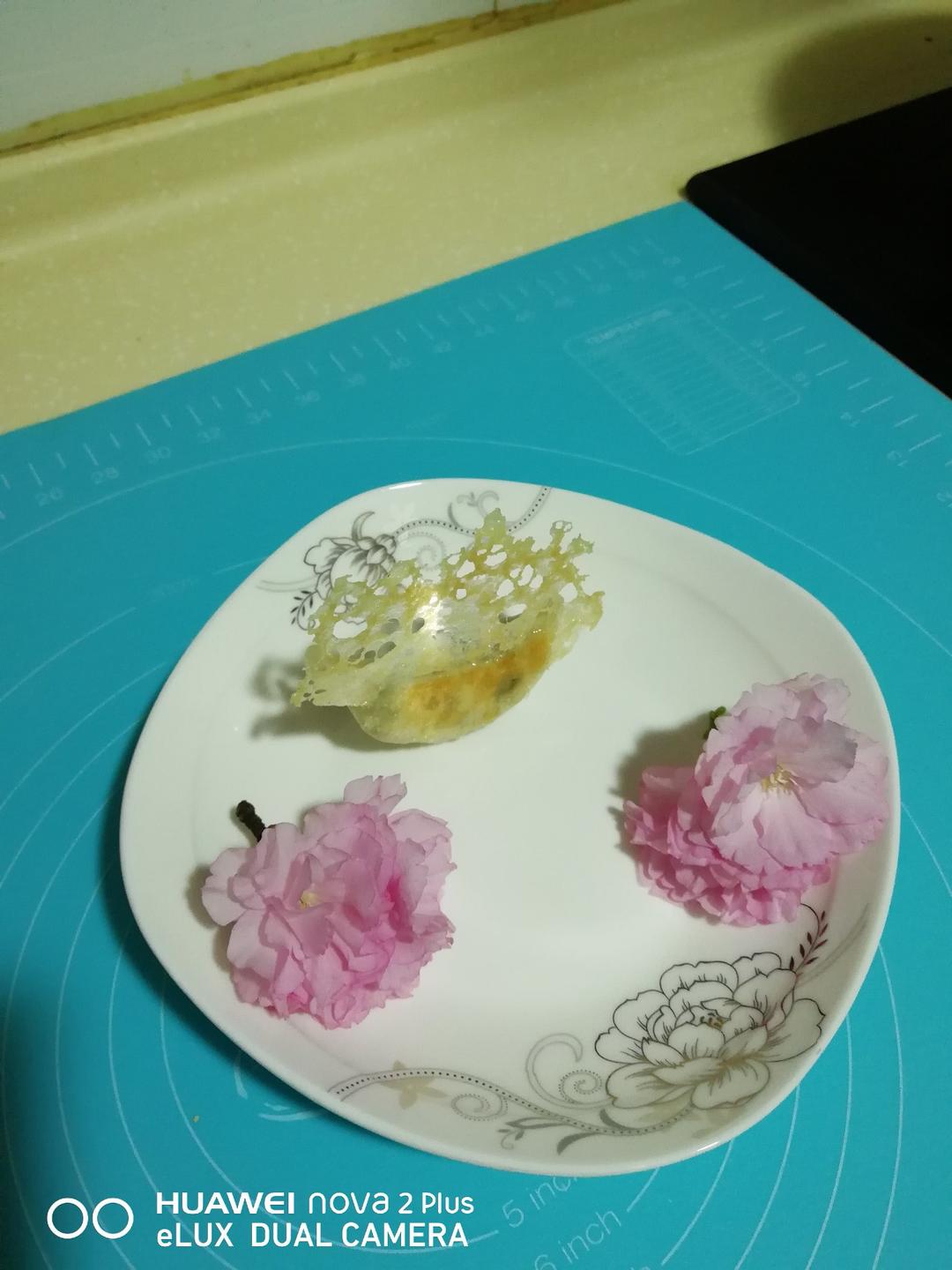 冰花蕾丝煎饺