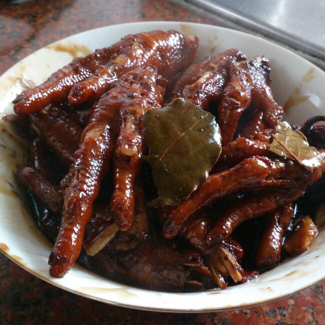 秘制红烧鸡爪