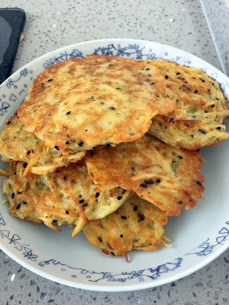 鸡蛋土豆饼