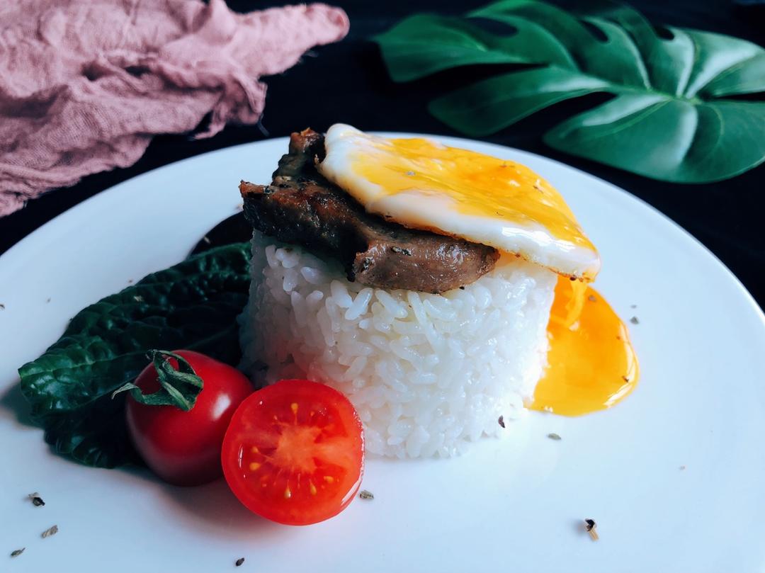趣味饭团便当（牛排🥩流心蛋🥚配饭）🍅