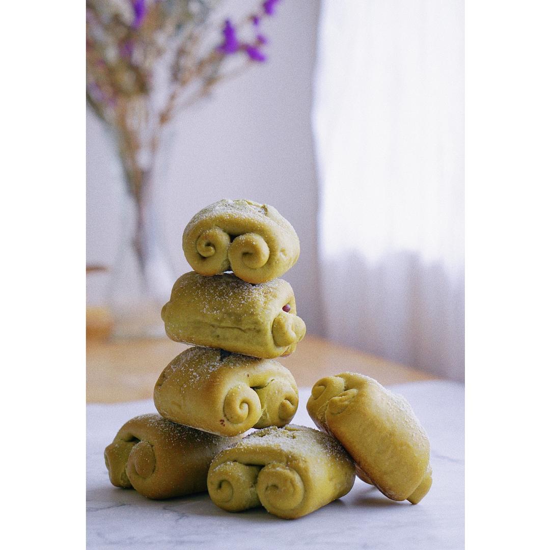 抹茶红豆牛奶卷（超好揉出手套膜的方子）