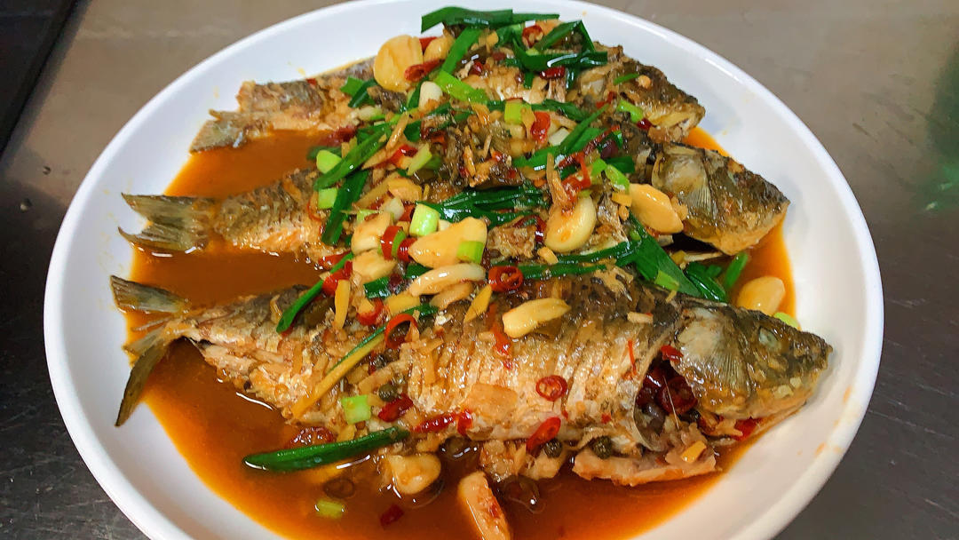 泡椒鲫鱼