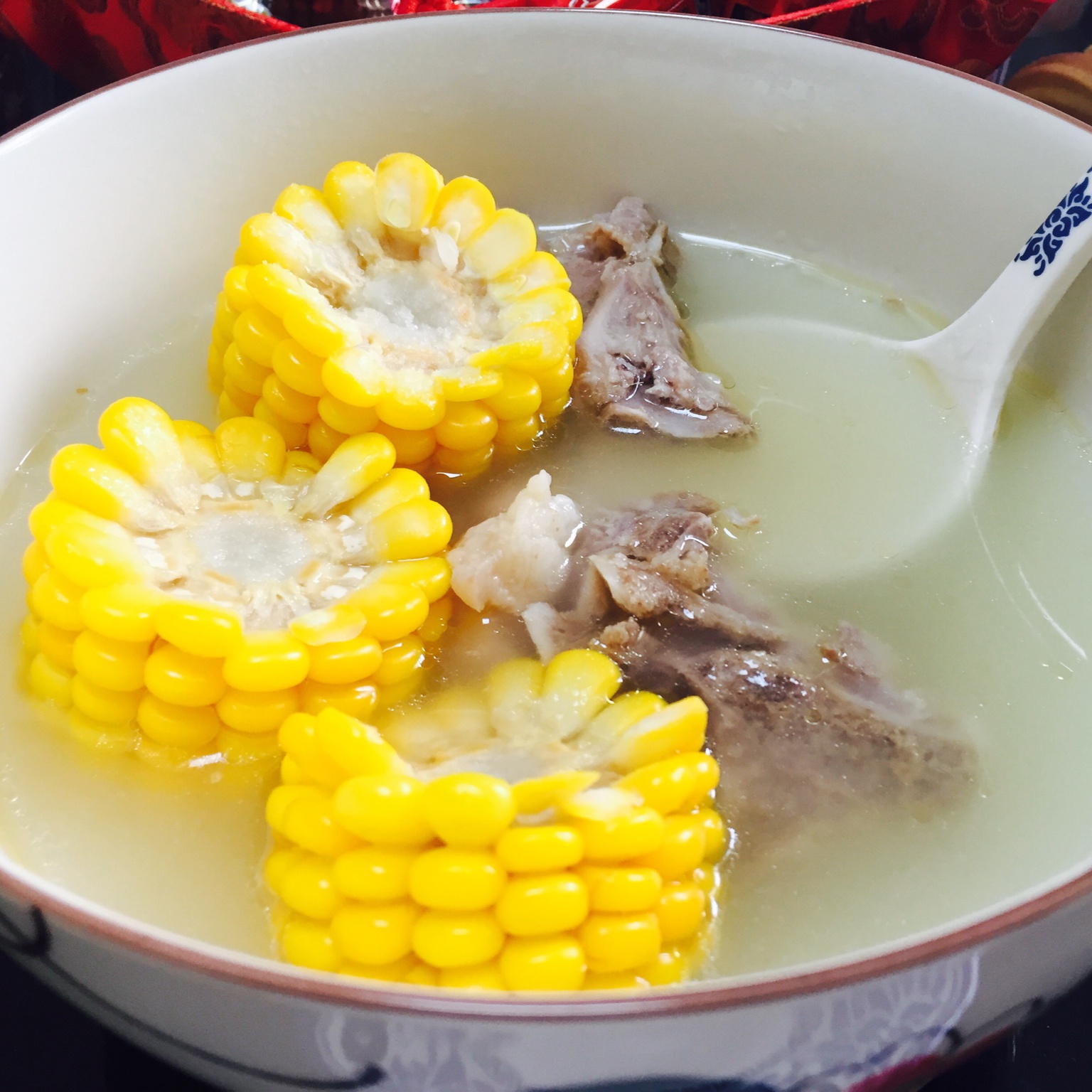 玉米排骨汤