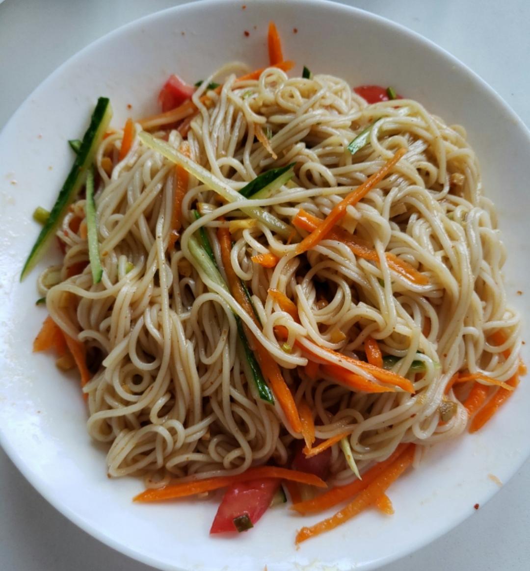 姥姥的爽口凉面！（干拌挂面）