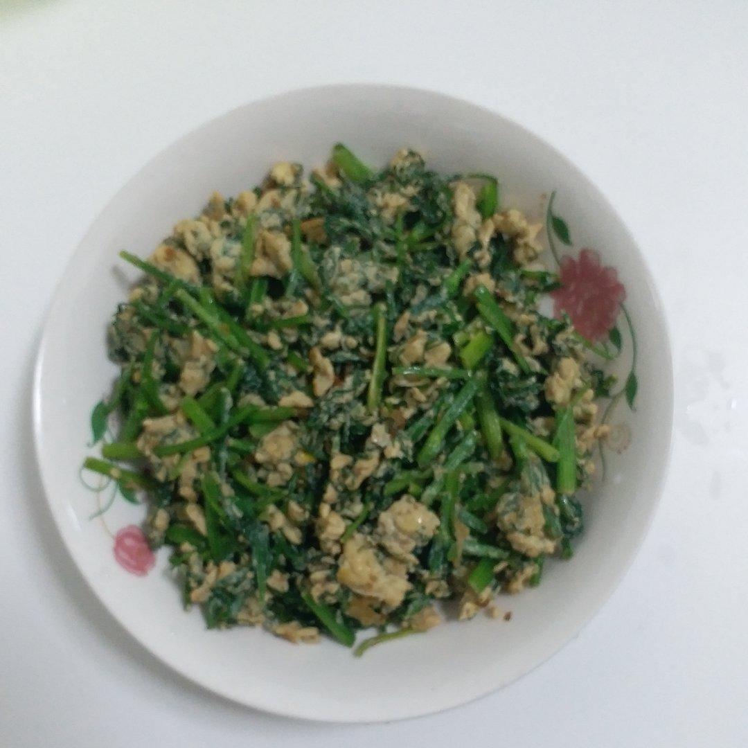 鸡蛋的各种演绎法：茴香炒鸡蛋