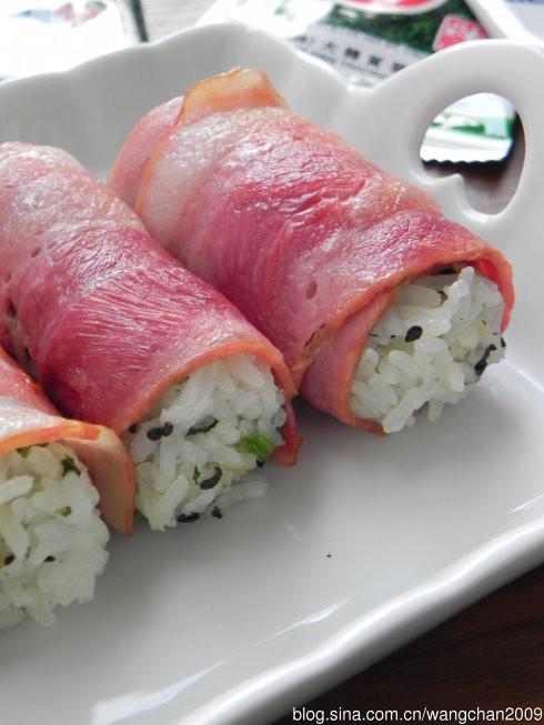 菠菜培根饭团的做法