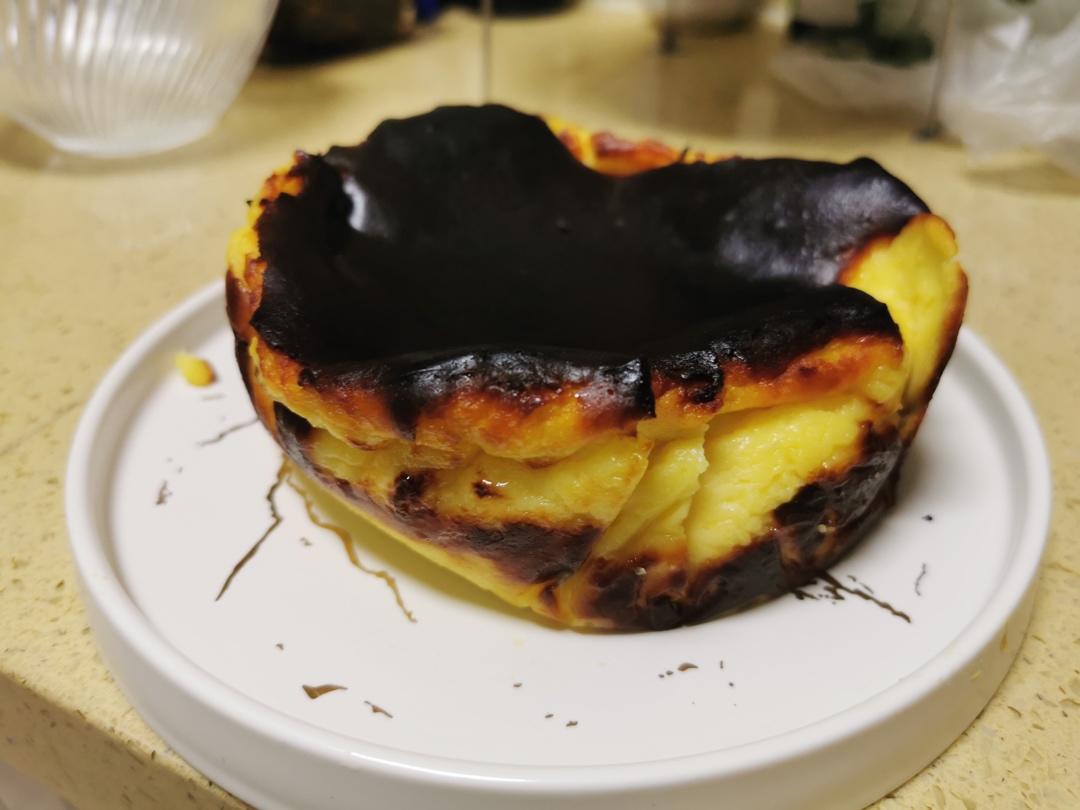 巴斯克烧焦芝士蛋糕