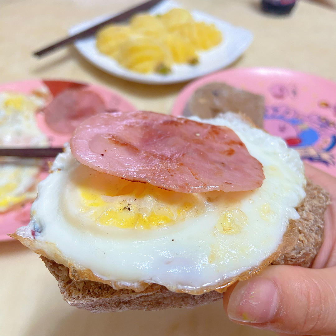 【减脂推荐】无油无糖黑全麦坚果欧包