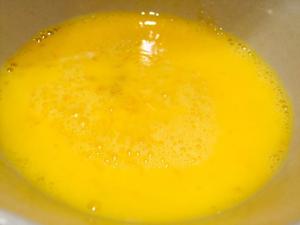 黄瓜炒鸡蛋的做法 步骤2