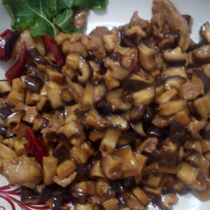 蚝油香菇丁 Shiitake mushroom in oyster sauce