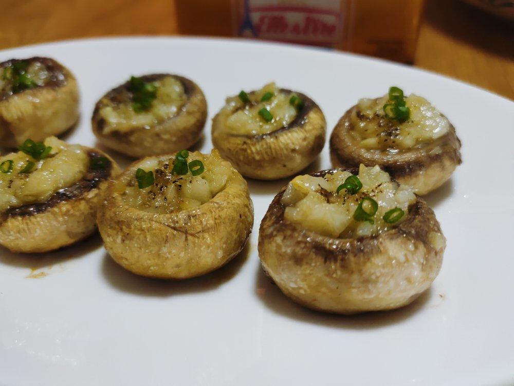 yutu麻麻做的快手菜可煎可烤鲜美无比的黄油口蘑丨爱乐薇