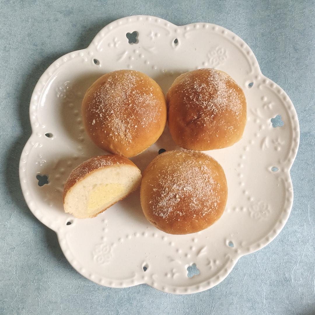 椰蓉奶酥小餐包