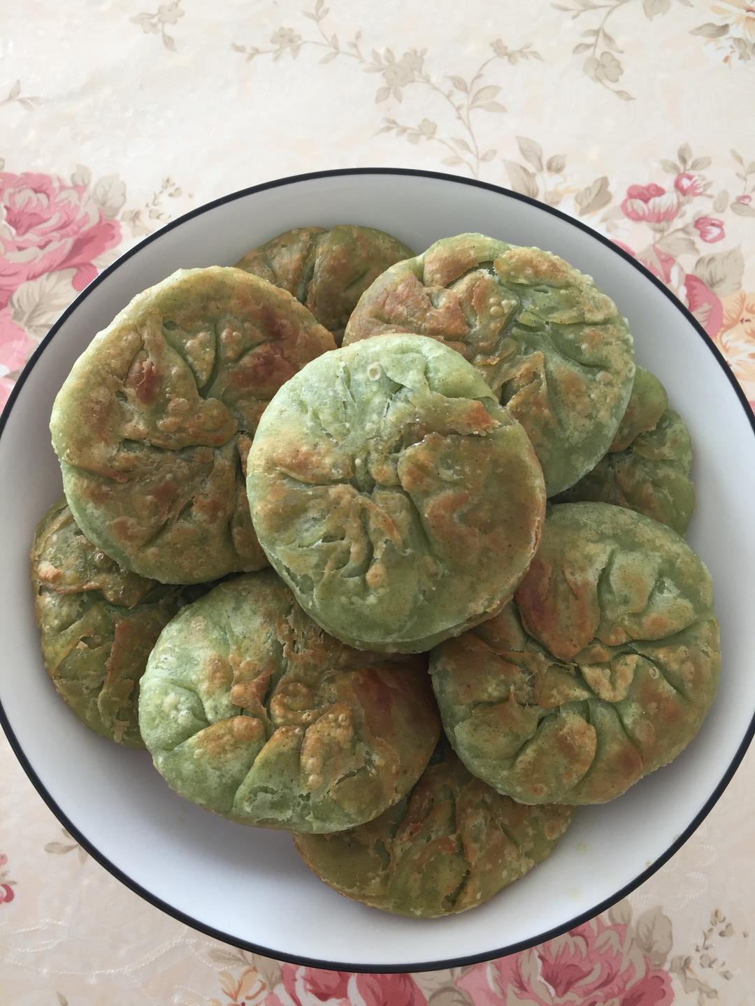 绿色芝麻馅油饼