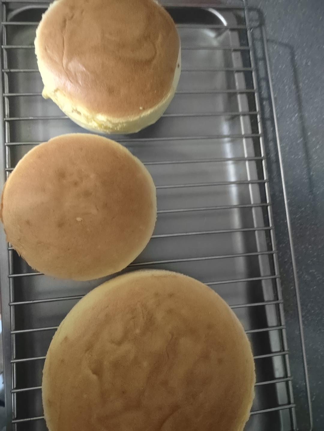 8寸戚风蛋糕（完美不开裂）