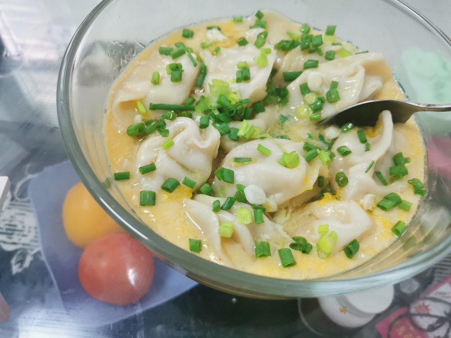 菠菜鸡蛋蒸饺子～🥟