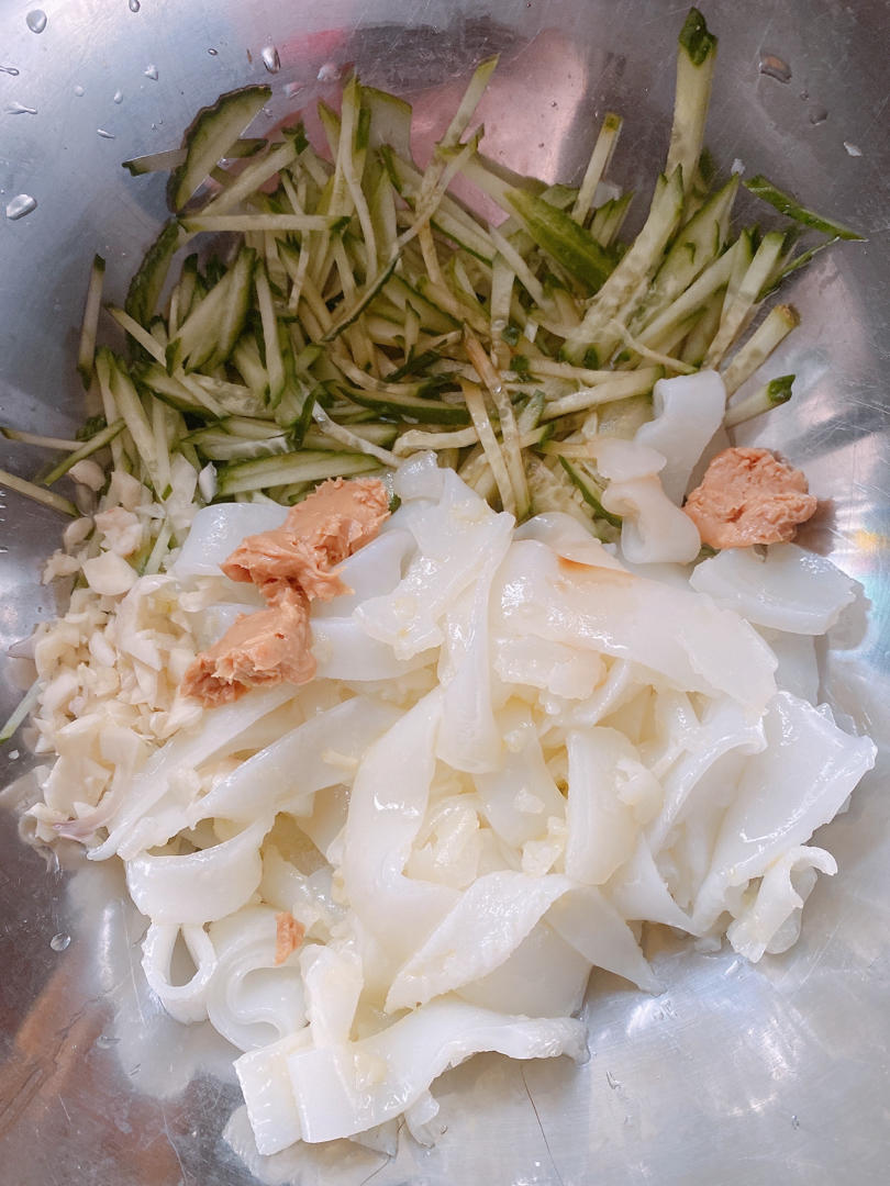 红豆雪迷做的自制澄面凉皮