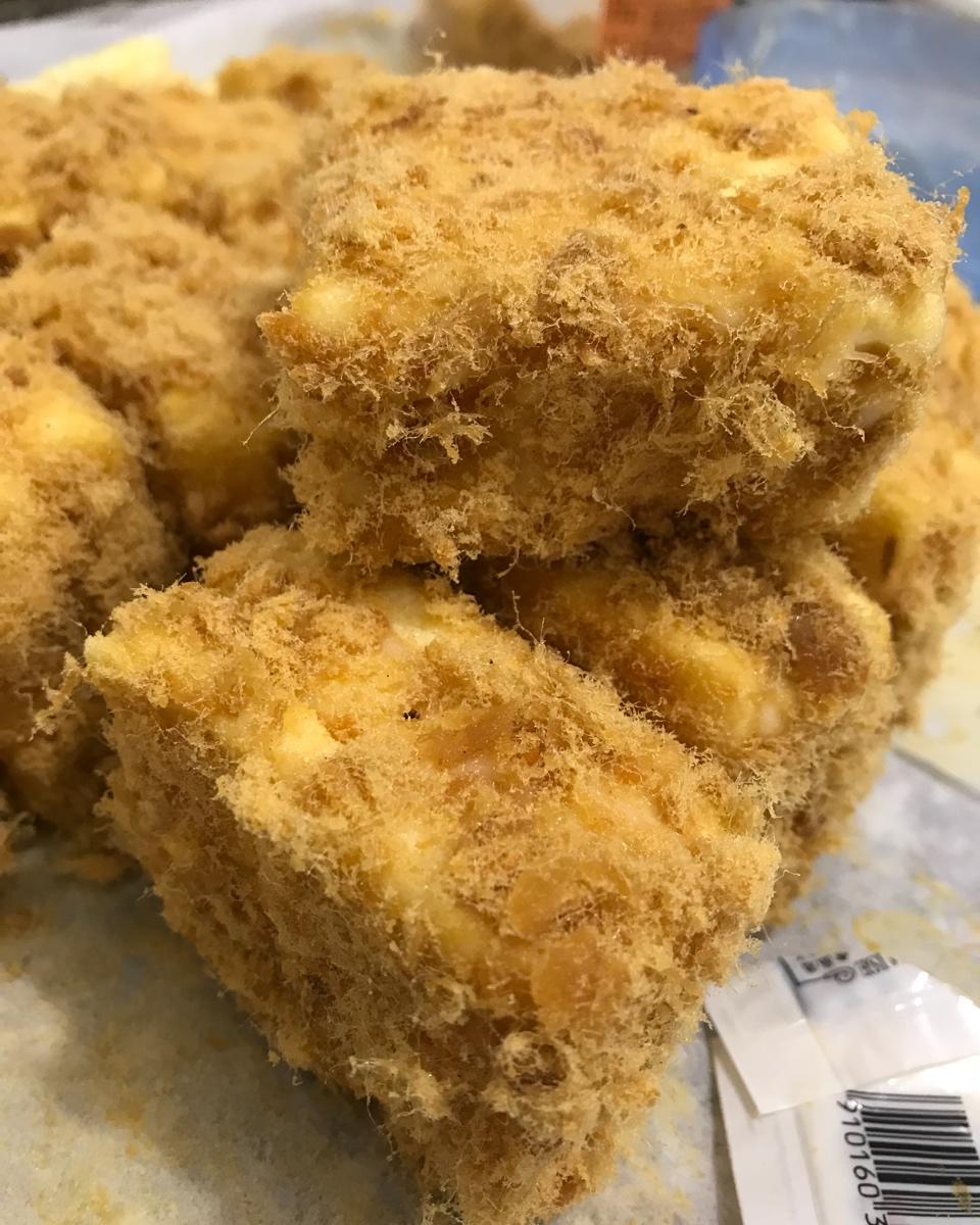 一大盘好吃过瘾的棉花蛋糕