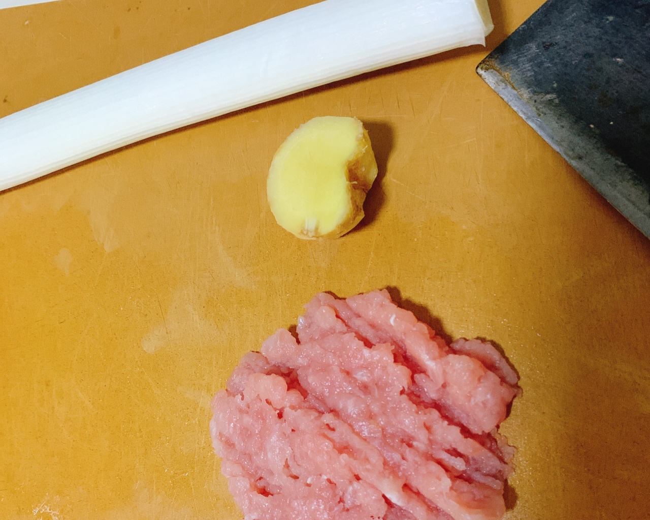 肉嫩嫩的纯瘦肉炸酱面的酱（肉嫩且炸酱浓稠的秘密？）的做法 步骤1