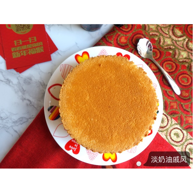 淡奶油戚风～柔软细腻奶味十足
