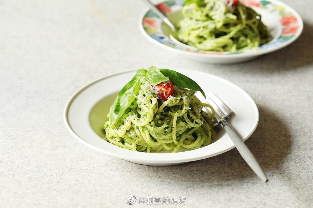 青酱意面的做法