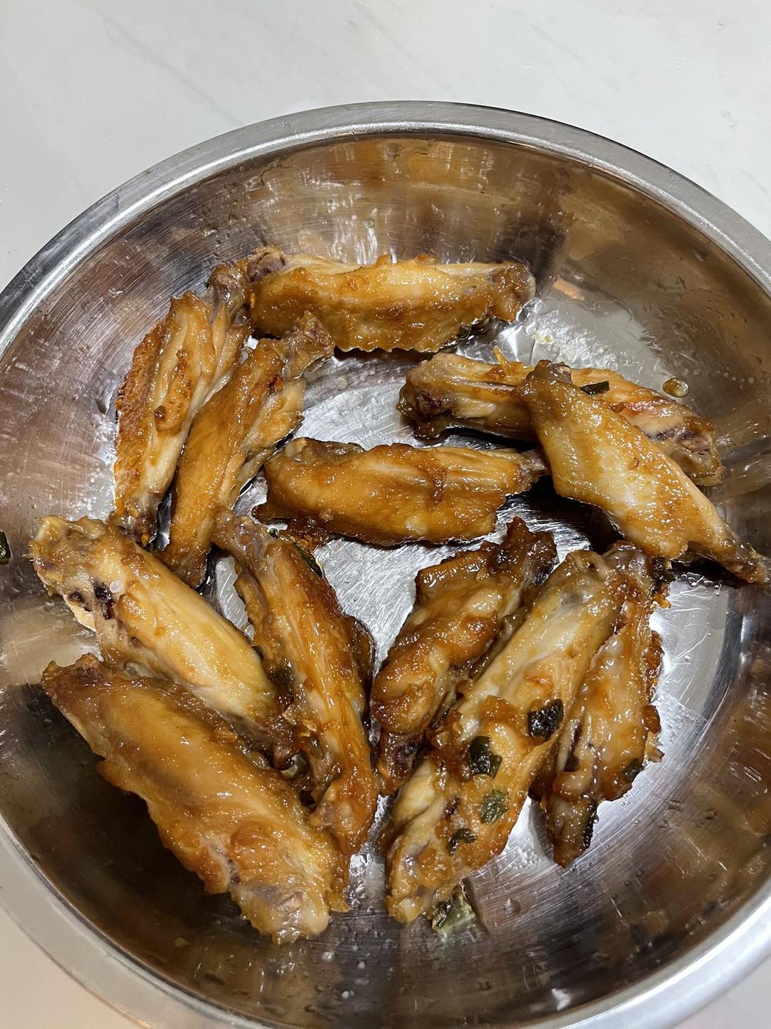 蒜香炸鸡翅