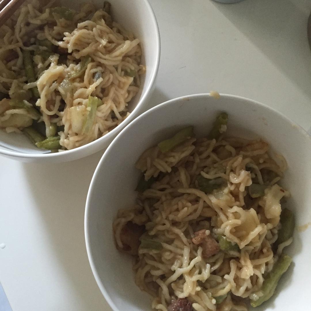 内蒙正宗铁锅焖面