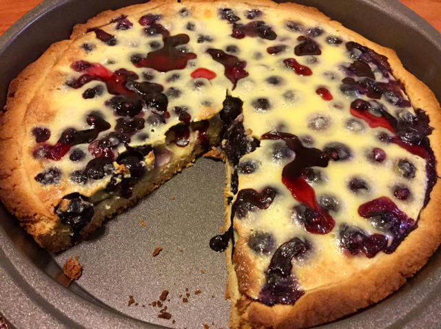 传统芬兰蓝莓派