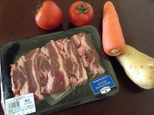 番茄土豆胡萝卜炖牛肉的做法 步骤1