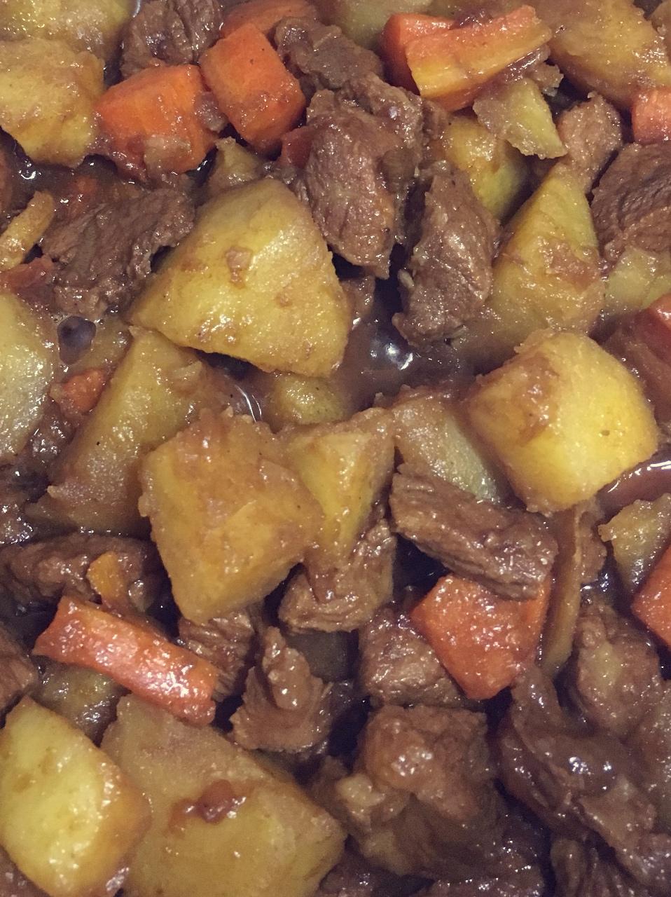 沙沙土豆胡萝卜炖牛肉