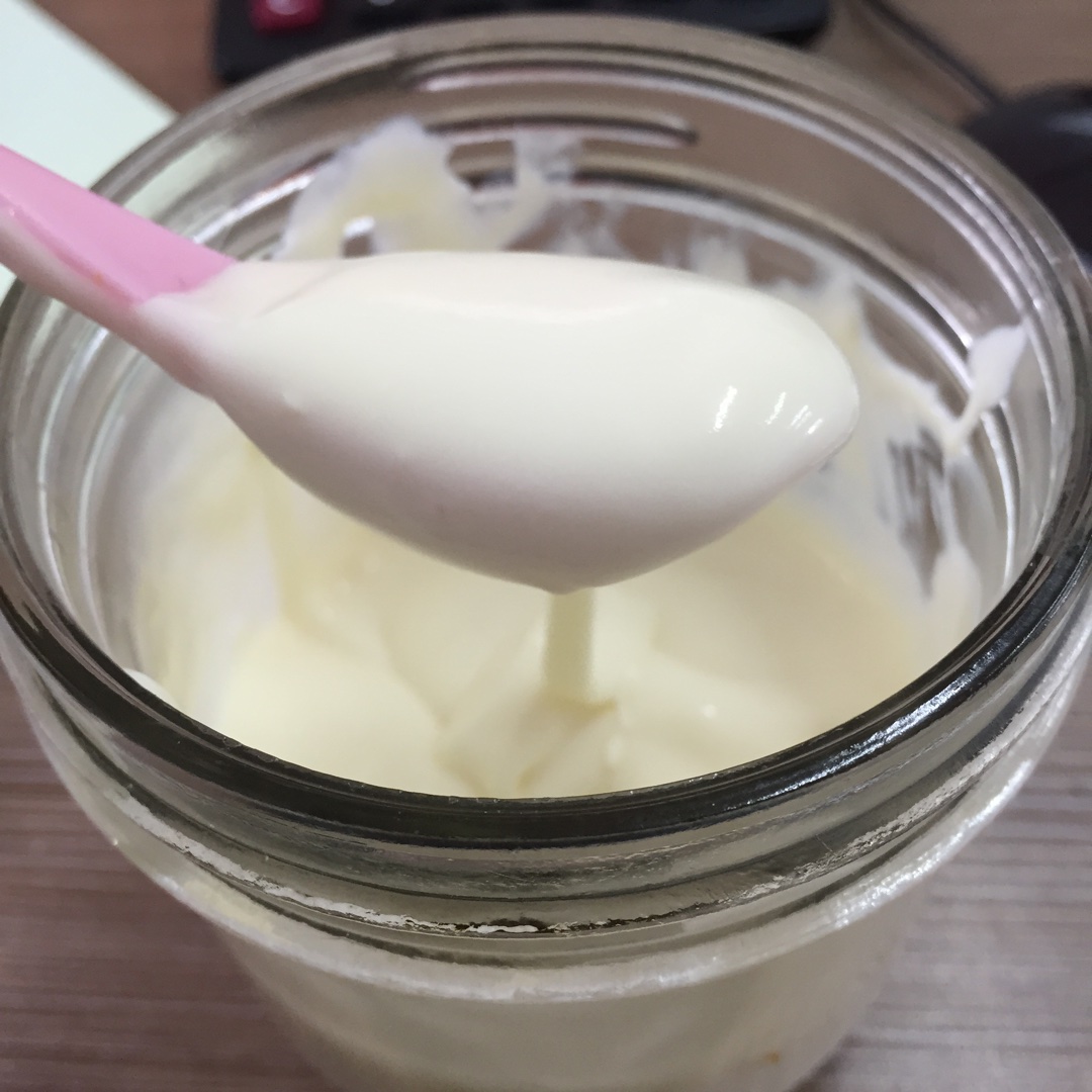 醇香浓郁自制酸奶 消耗淡奶油配方的做法