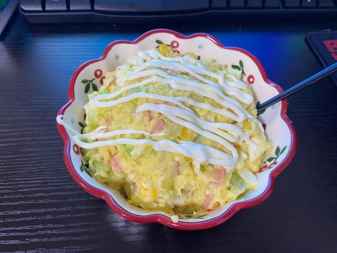 好吃到舔碗的鸡蛋土豆泥沙拉