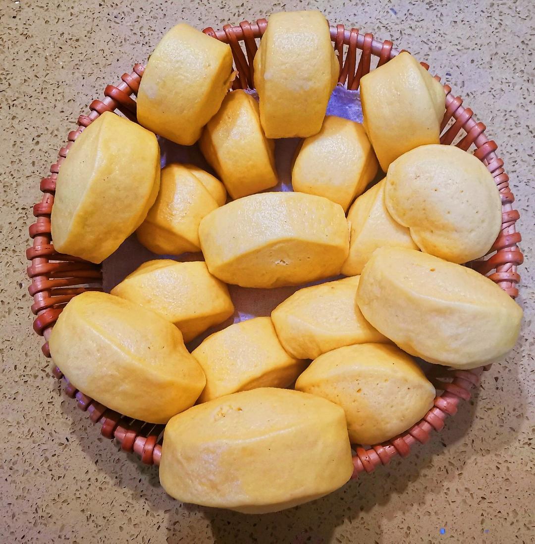 烙粑粑做的奶香玉米面馒头一次发酵