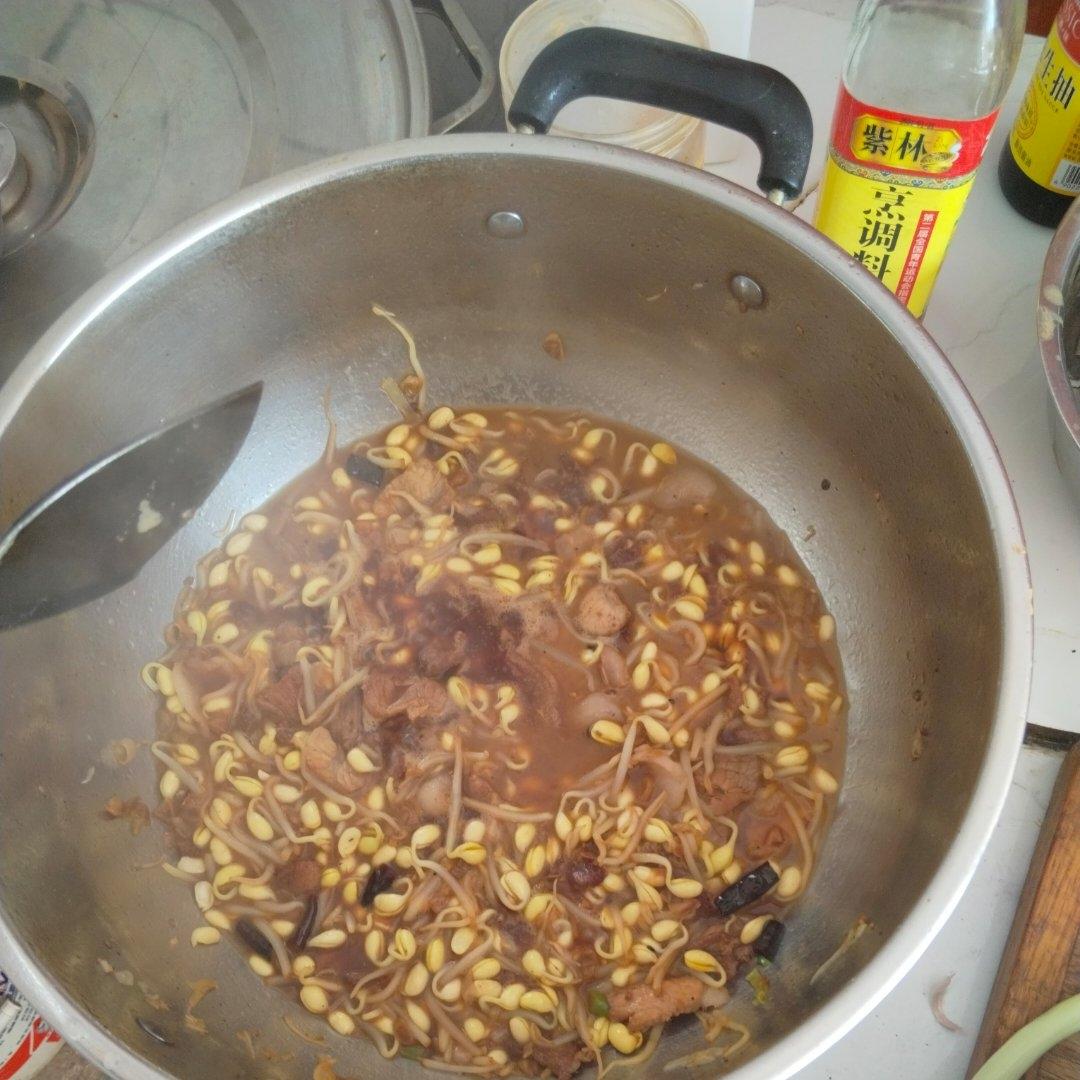超级下饭菜黄豆芽炒肉-果果美厨