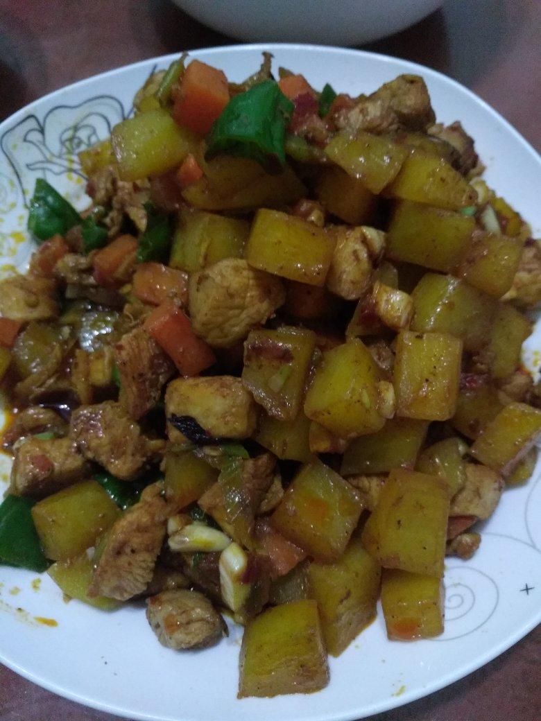 土豆炖鸡胸肉