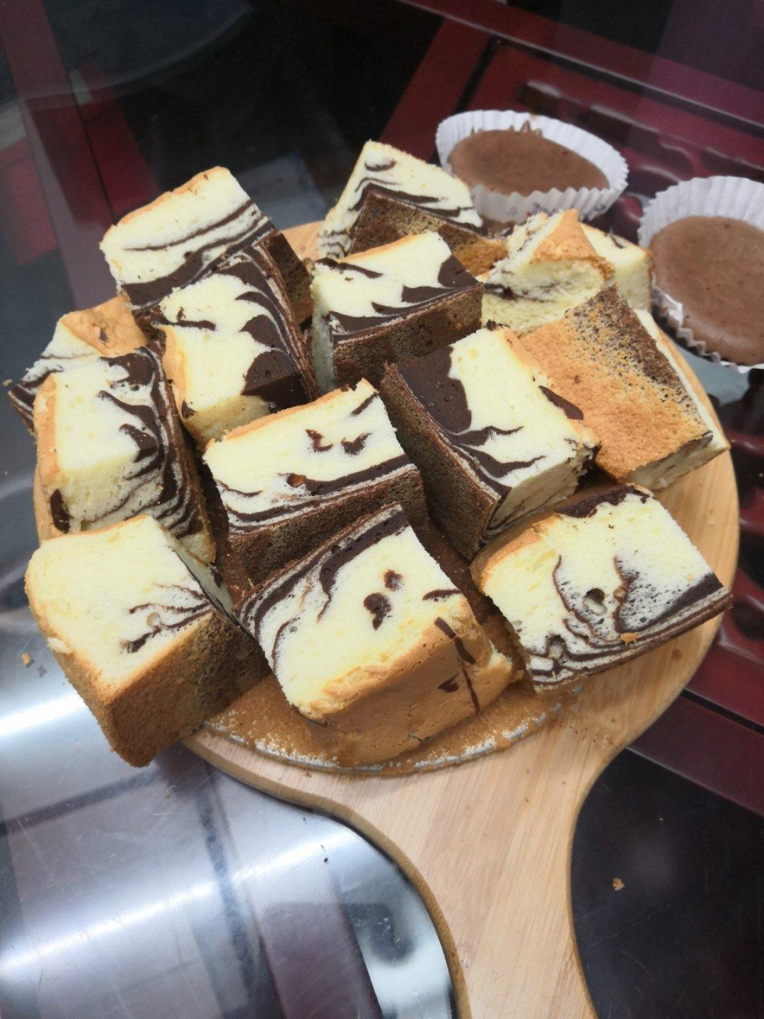 斑马纹酸奶蛋糕