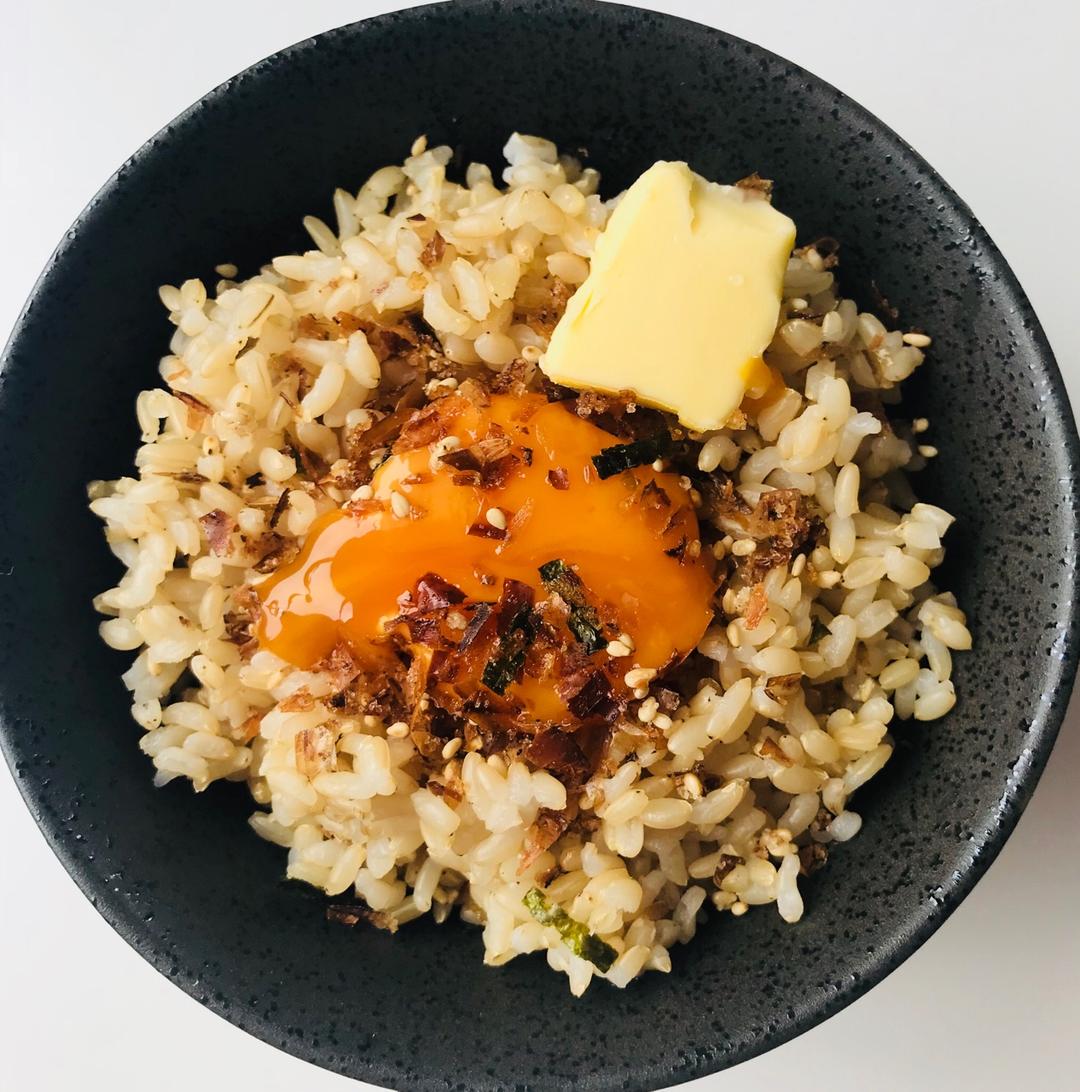 梦游的阿c做的超美味の日式生玉子拌饭