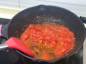 西红柿（番茄）炒鸡蛋 越简单的菜越要做好吃的做法 步骤7