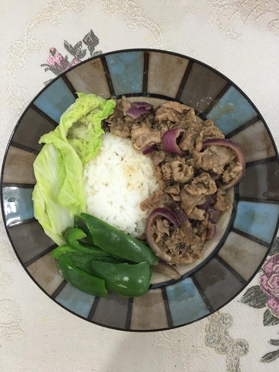 肥牛饭