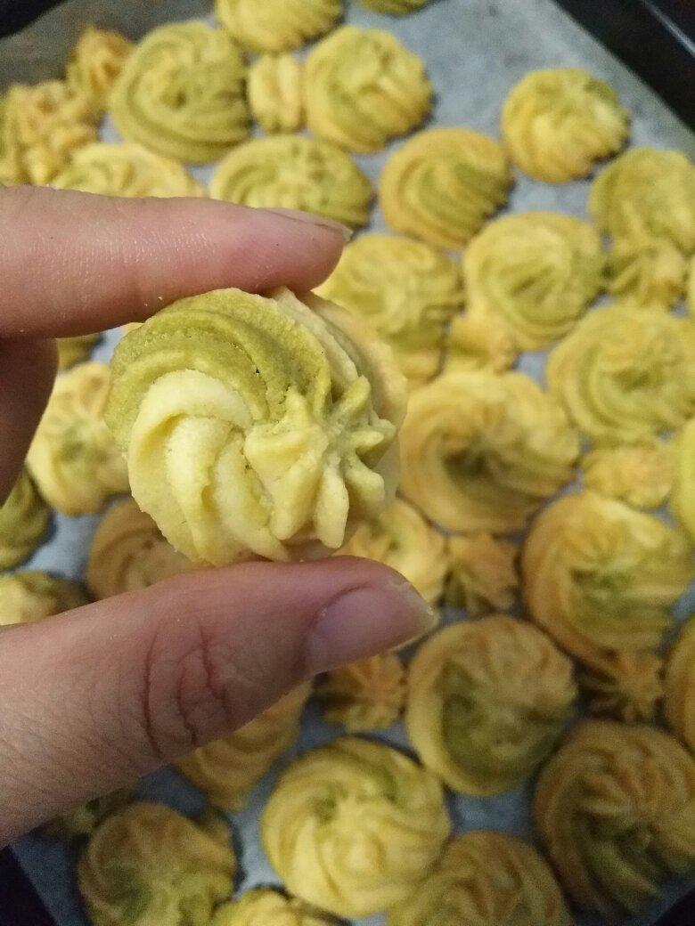 一口一个的小小酥曲奇饼干