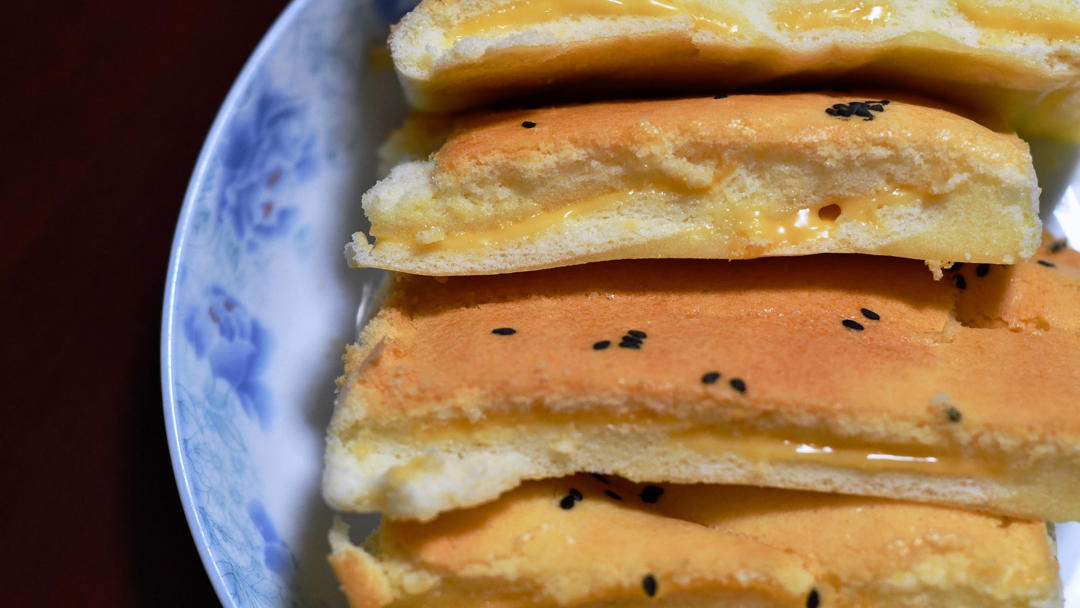 堪比柯基屁股
爆浆芝士🧀古早蛋糕