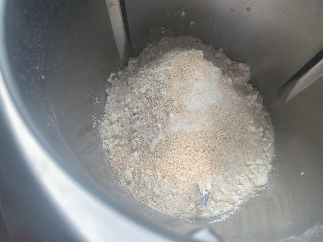 纯奶手撕吐司的做法 步骤1