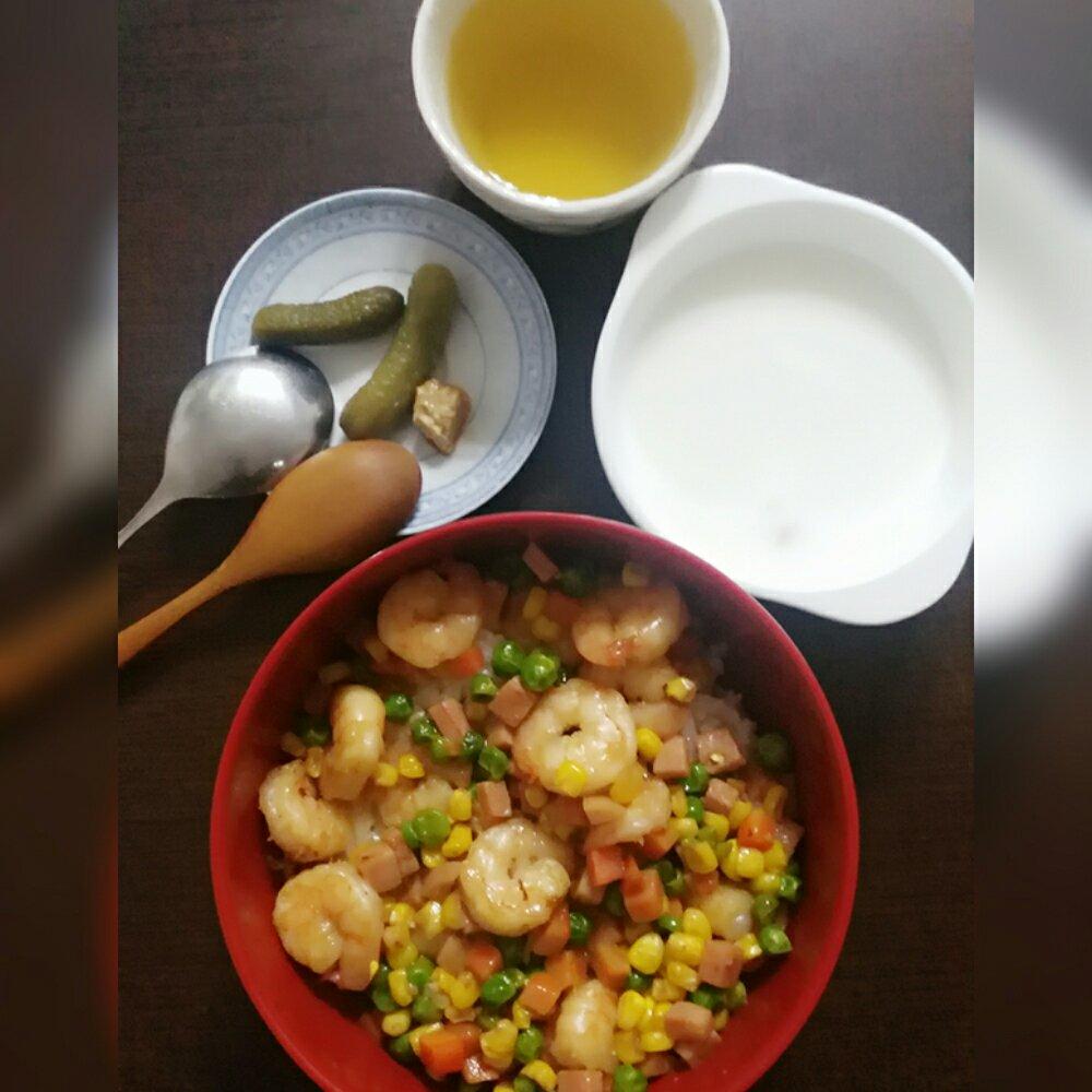 三色炒虾仁
